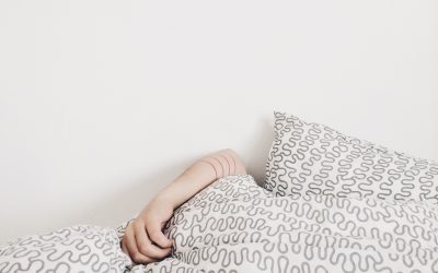 10 ways to sleep better and reduce your pain